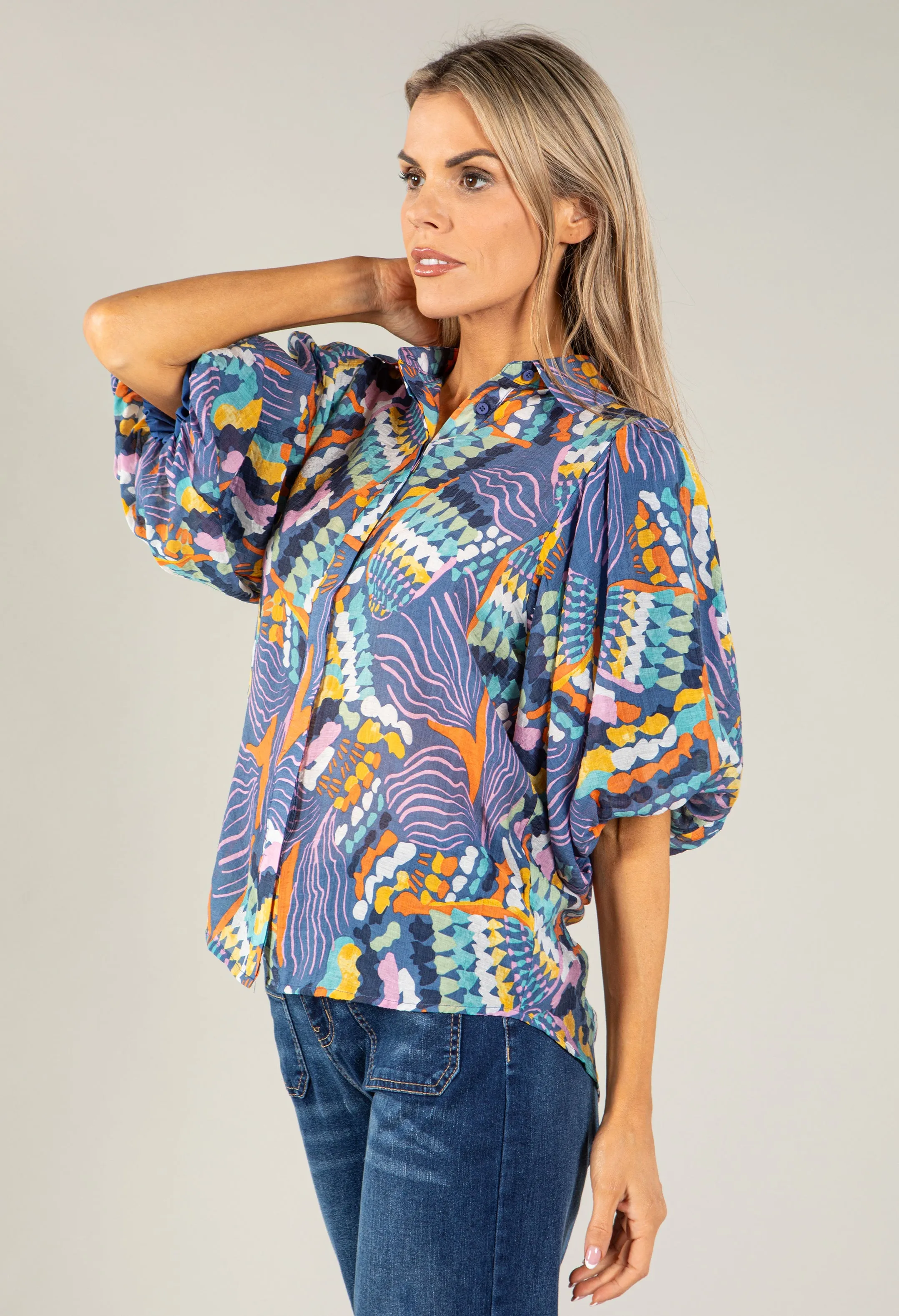 Abstract Print Top