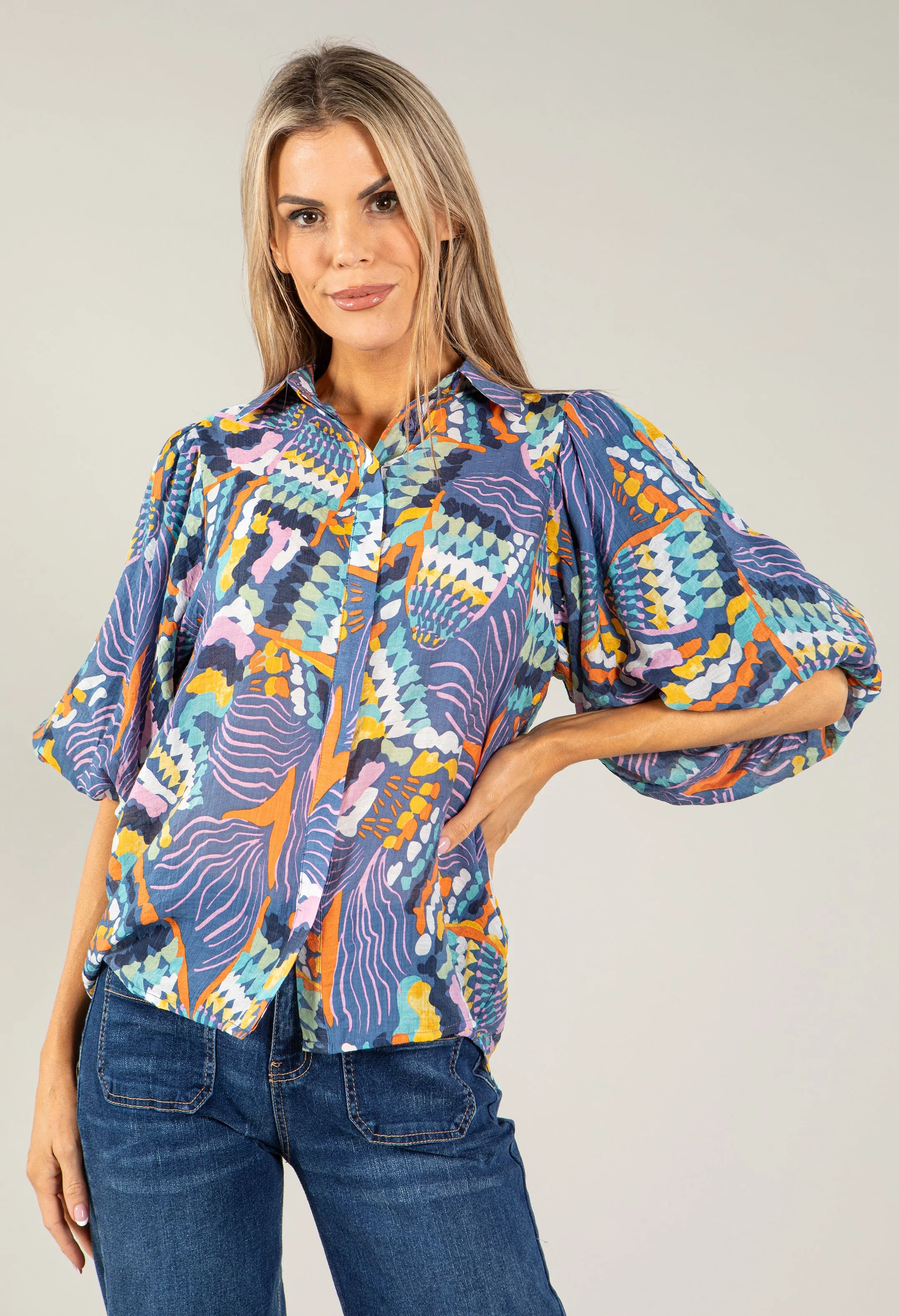 Abstract Print Top