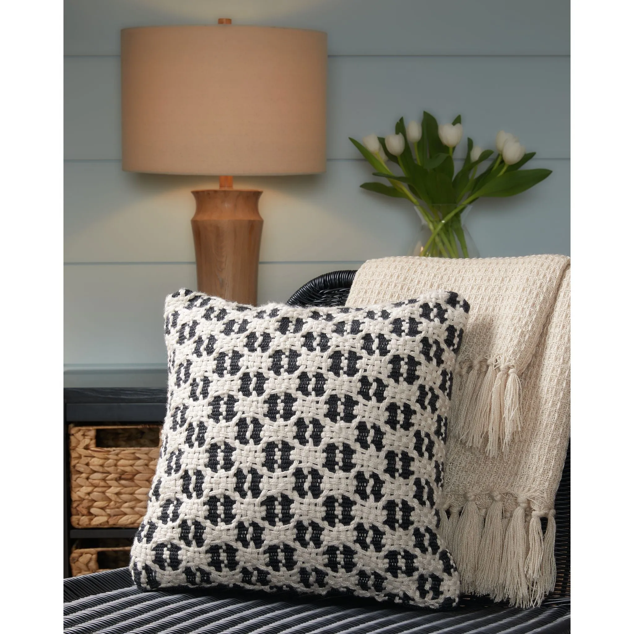 Bealer Accent Pillow