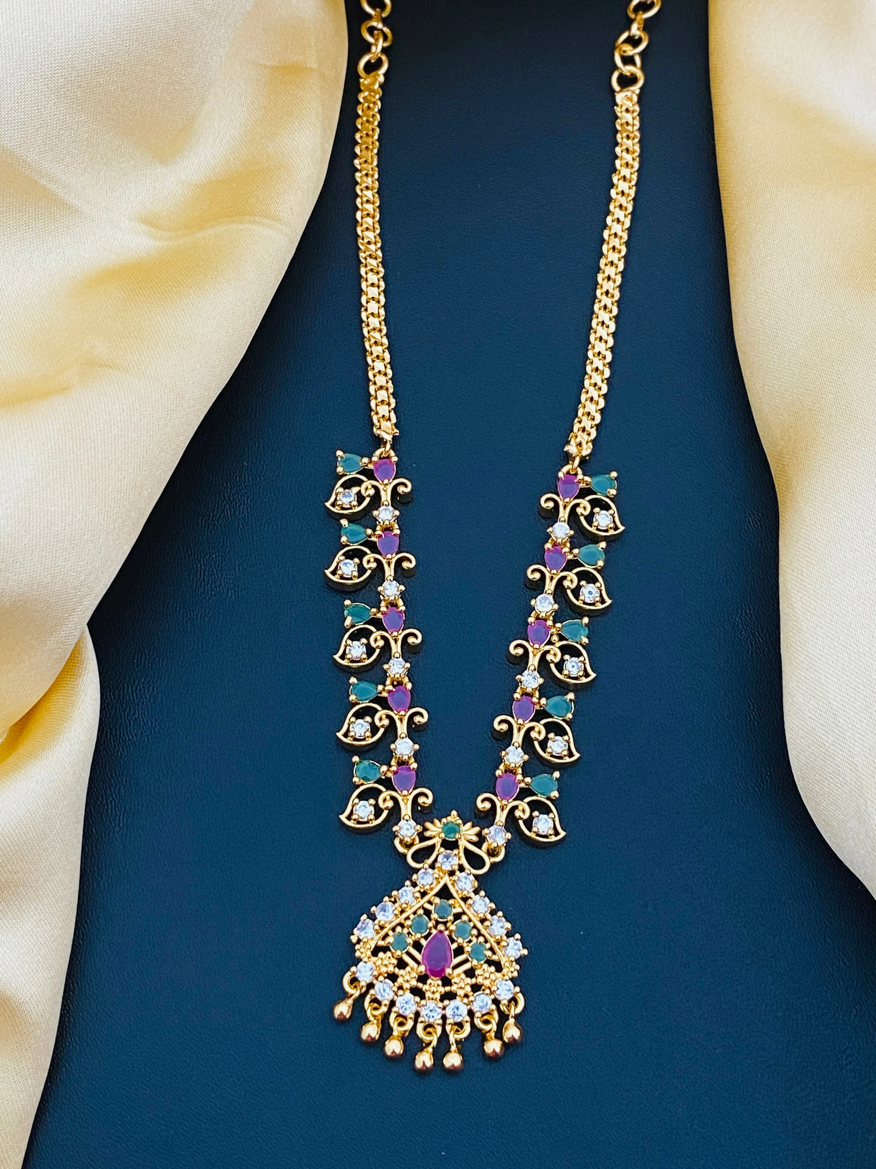 Charming Multi Color Gold Plated Necklace With Pearl