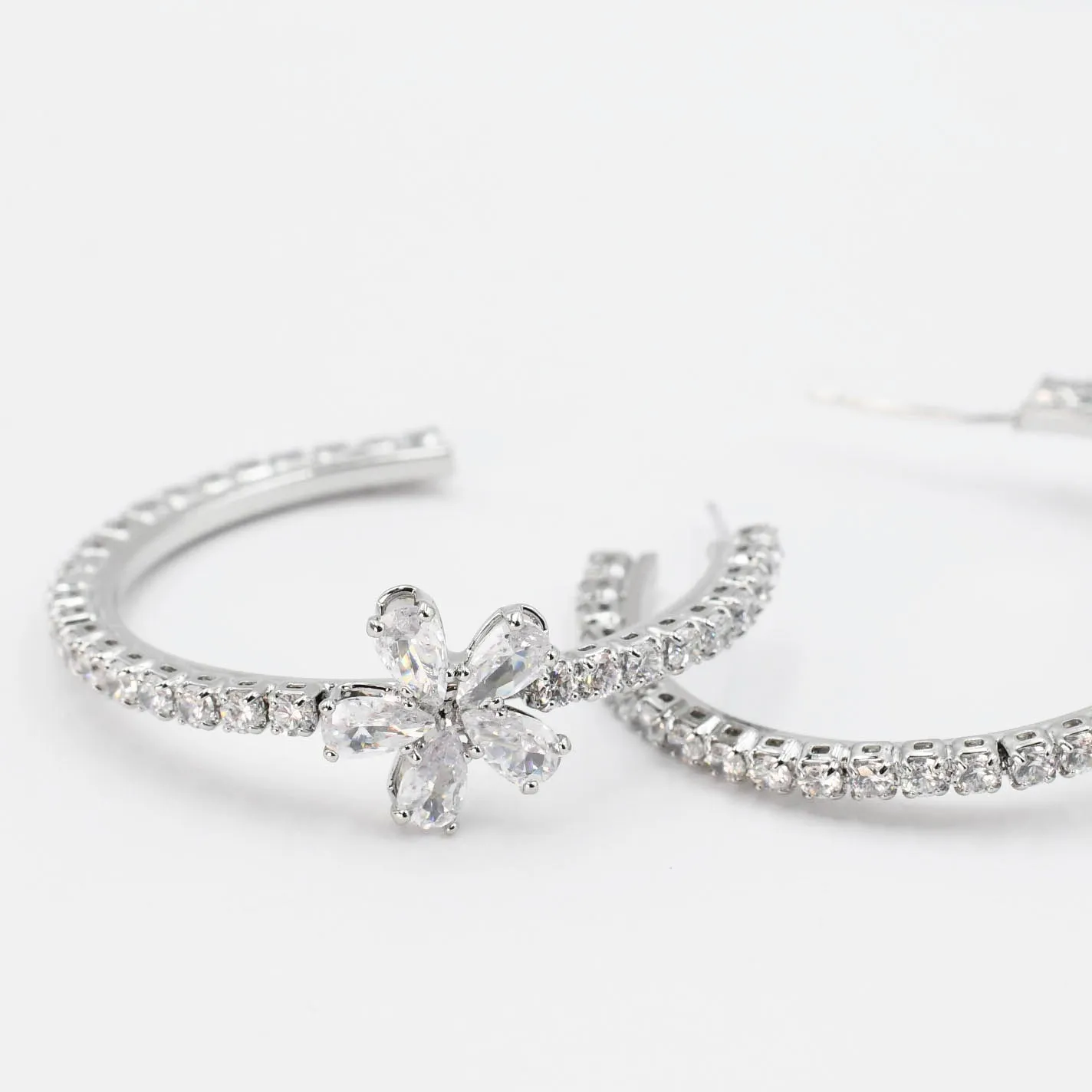 Crystal Flower Hoop Silver F26